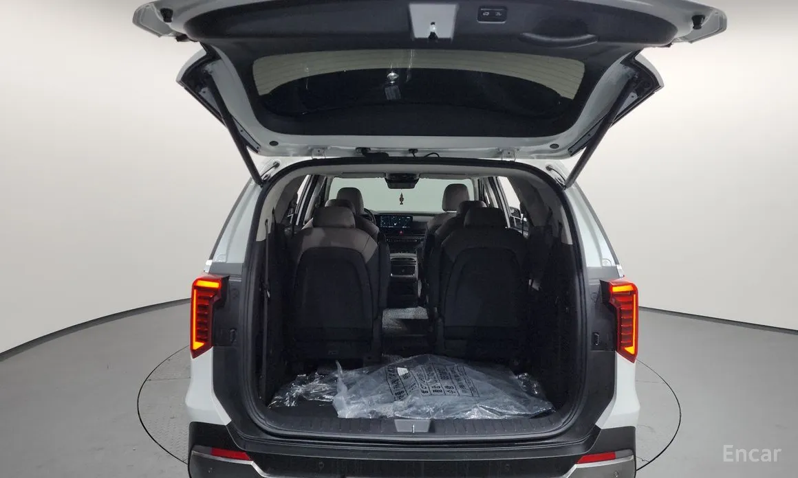 Фото 20 - Kia Carnival