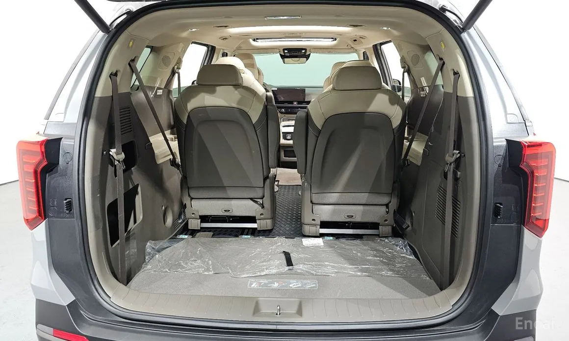 Фото 20 - Kia Carnival