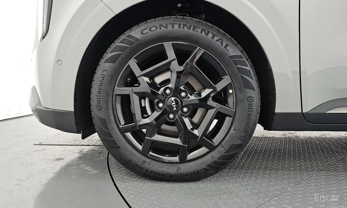 Фото 5 - Kia Carnival