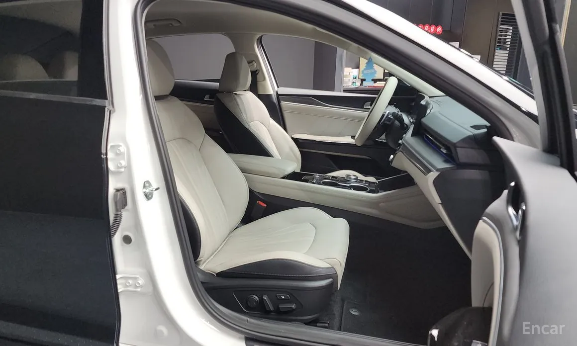 Фото 11 - Kia K5