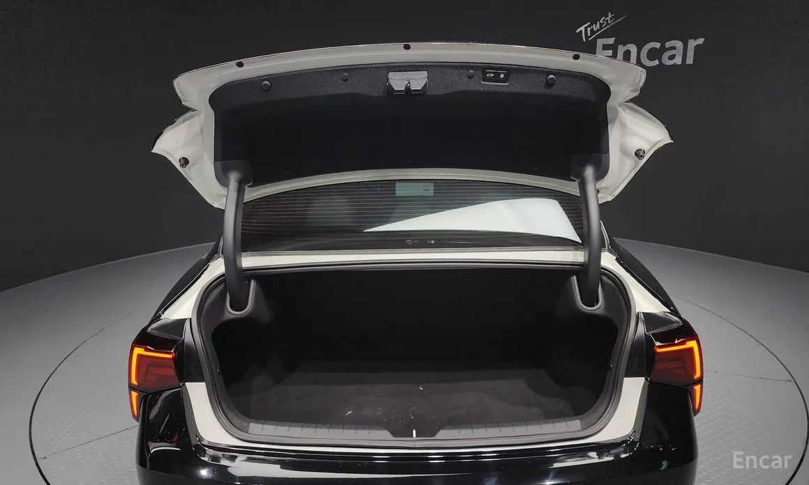 Фото 20 - Kia K5