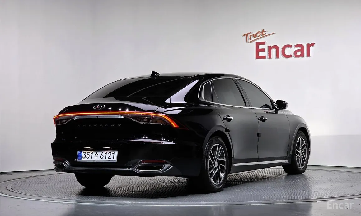 Фото 2 - Hyundai Grandeur