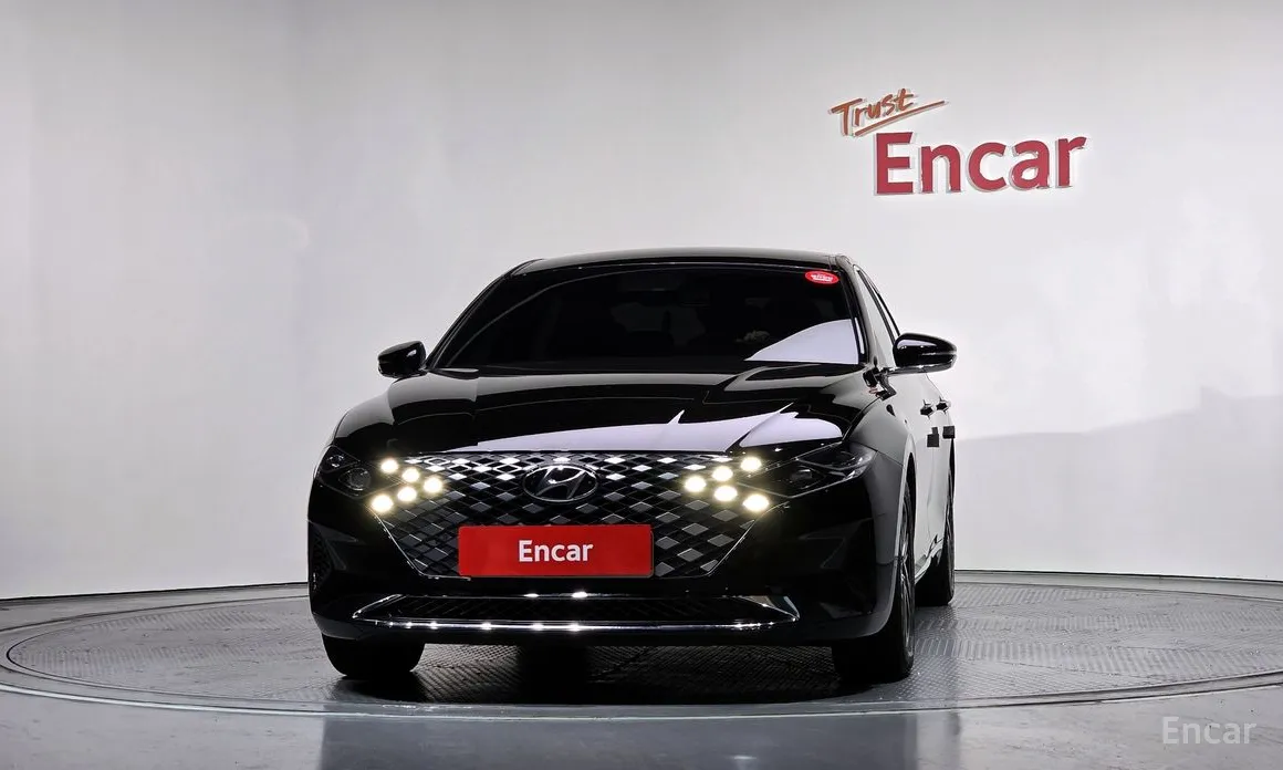 Фото 3 - Hyundai Grandeur