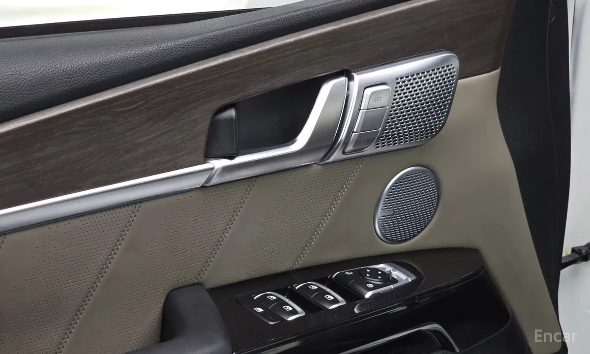 Фото 17 - Kia Mohave