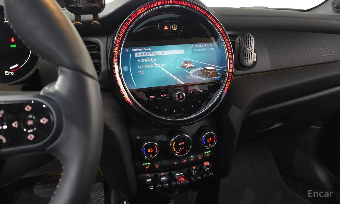 Фото 17 - Mini Cooper