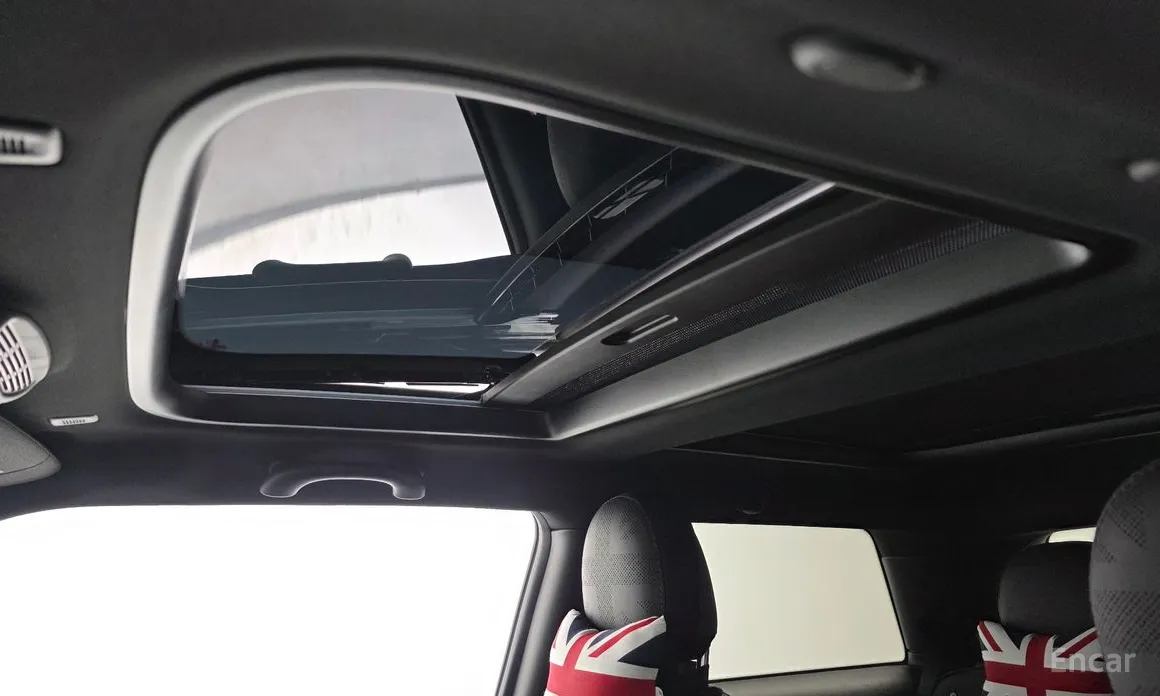 Фото 19 - Mini Cooper