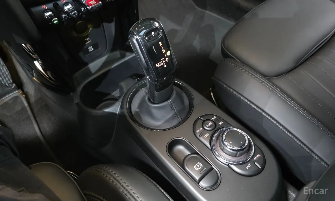 Фото 9 - Mini Cooper