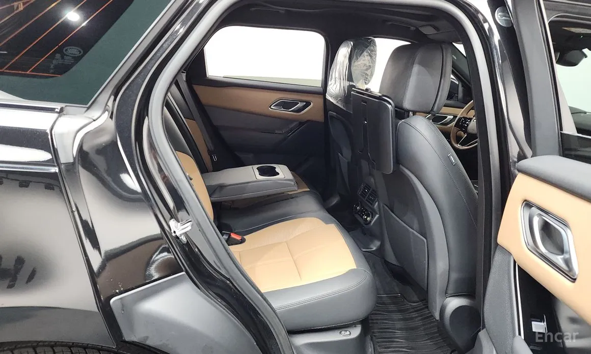 Фото 12 - Land Rover Range Rover Velar