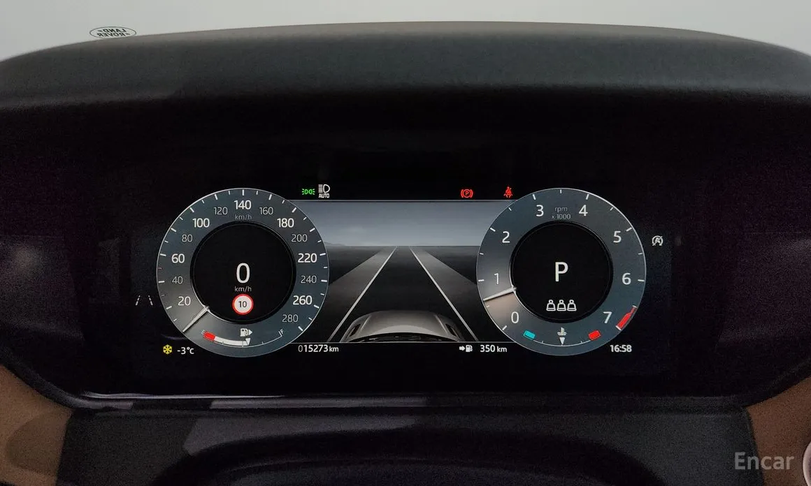 Фото 8 - Land Rover Range Rover Velar