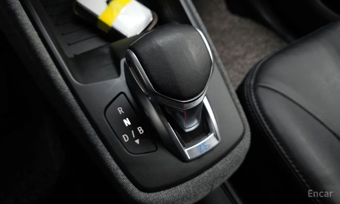 Фото 9 - Renault Zoe