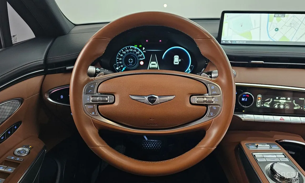 Фото 13 - Genesis GV70