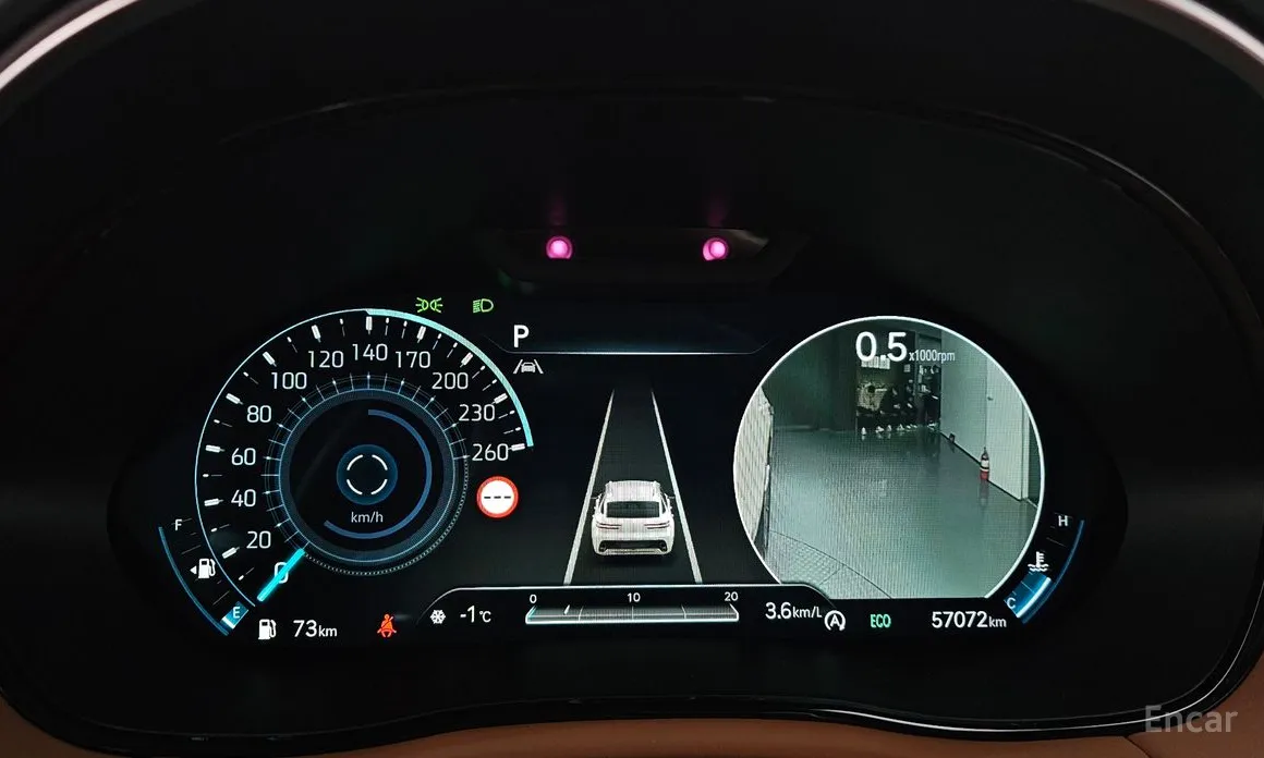 Фото 8 - Genesis GV70