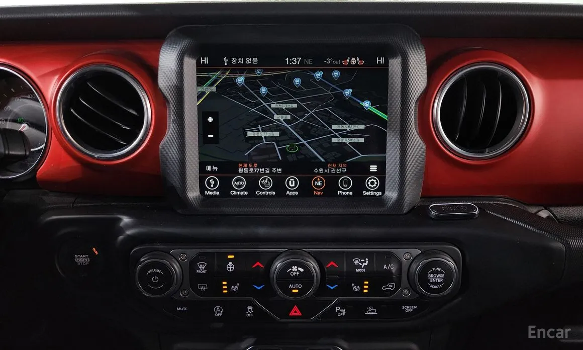 Фото 15 - Jeep Wrangler