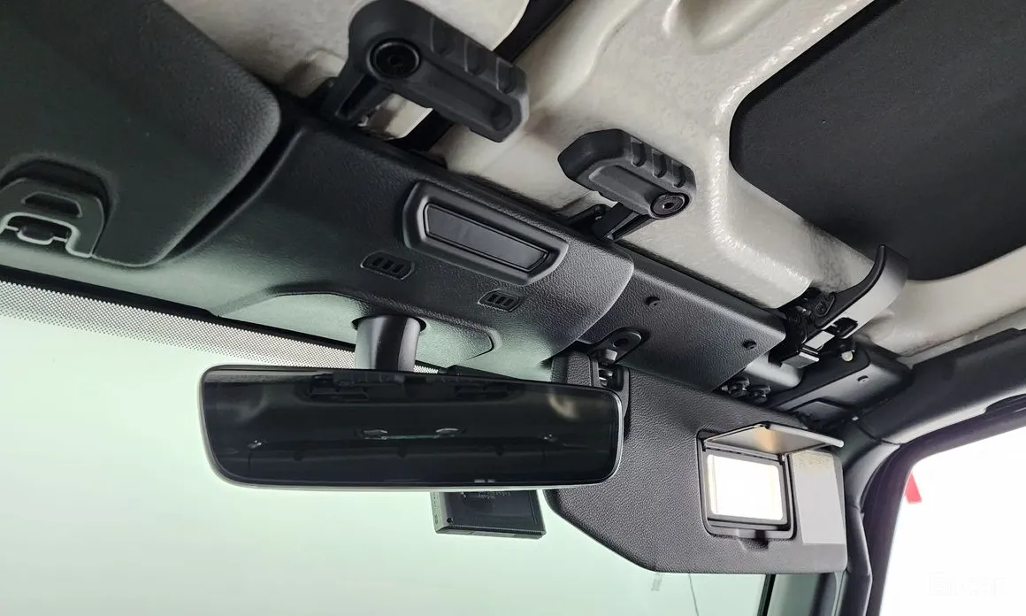 Фото 18 - Jeep Wrangler