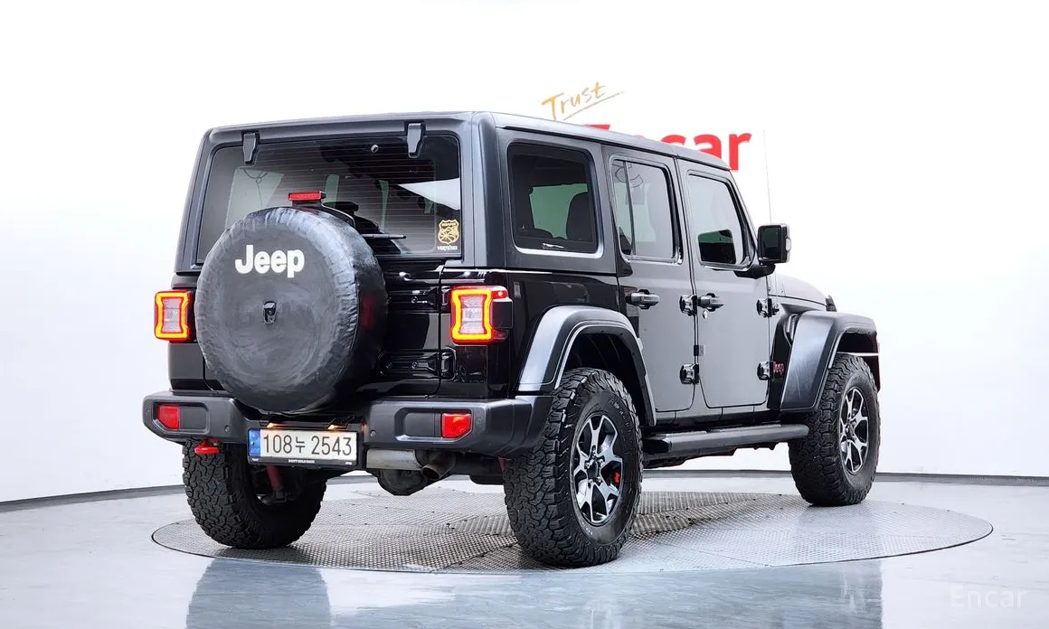 Фото 2 - Jeep Wrangler