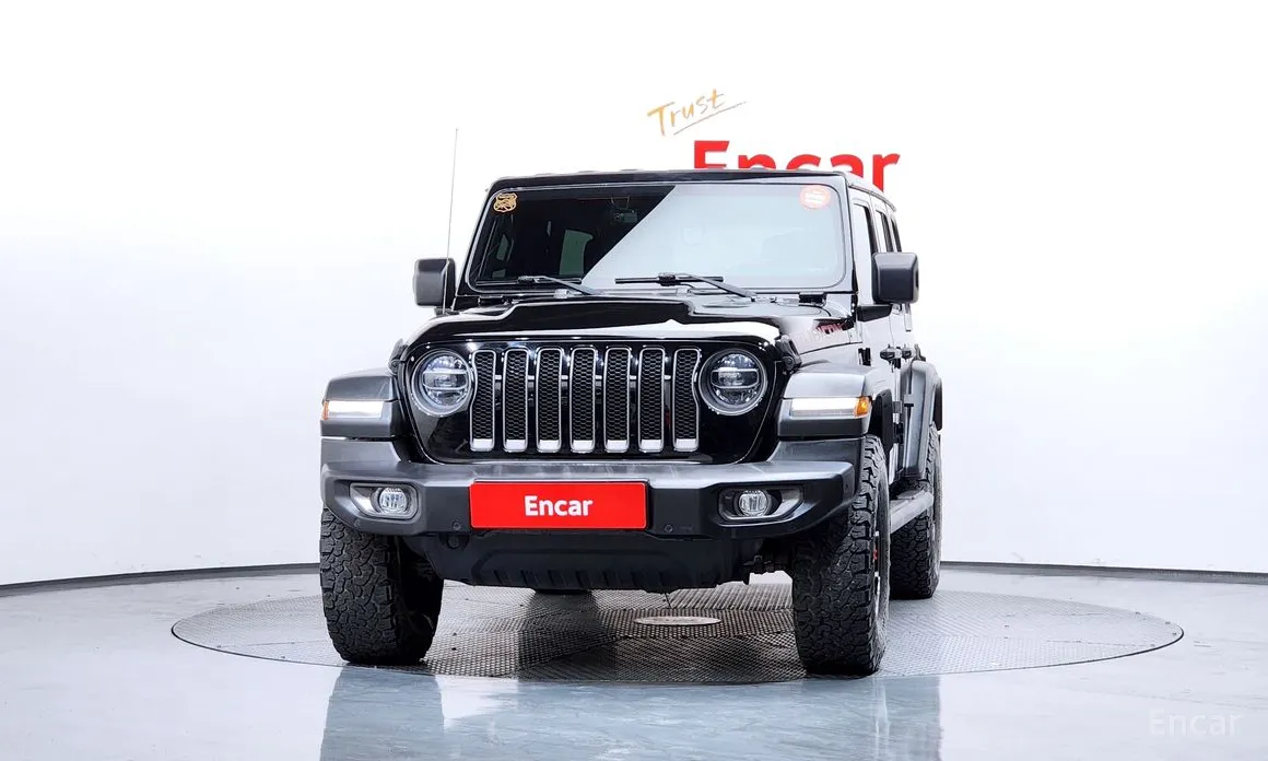 Фото 3 - Jeep Wrangler