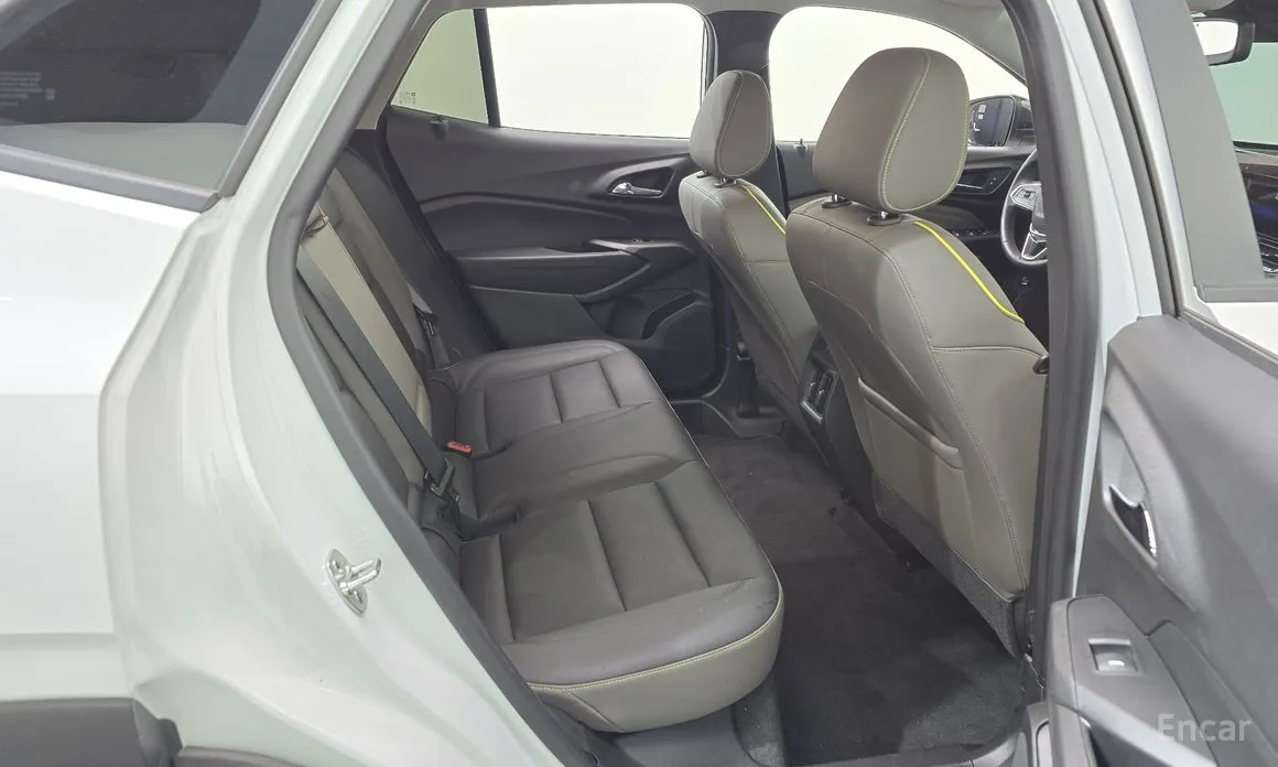 Фото 12 - Chevrolet Trax