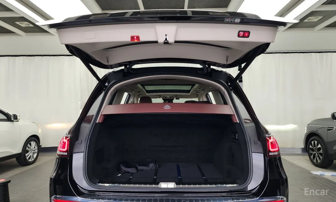 Фото 20 - Mercedes-Benz GLS-Class