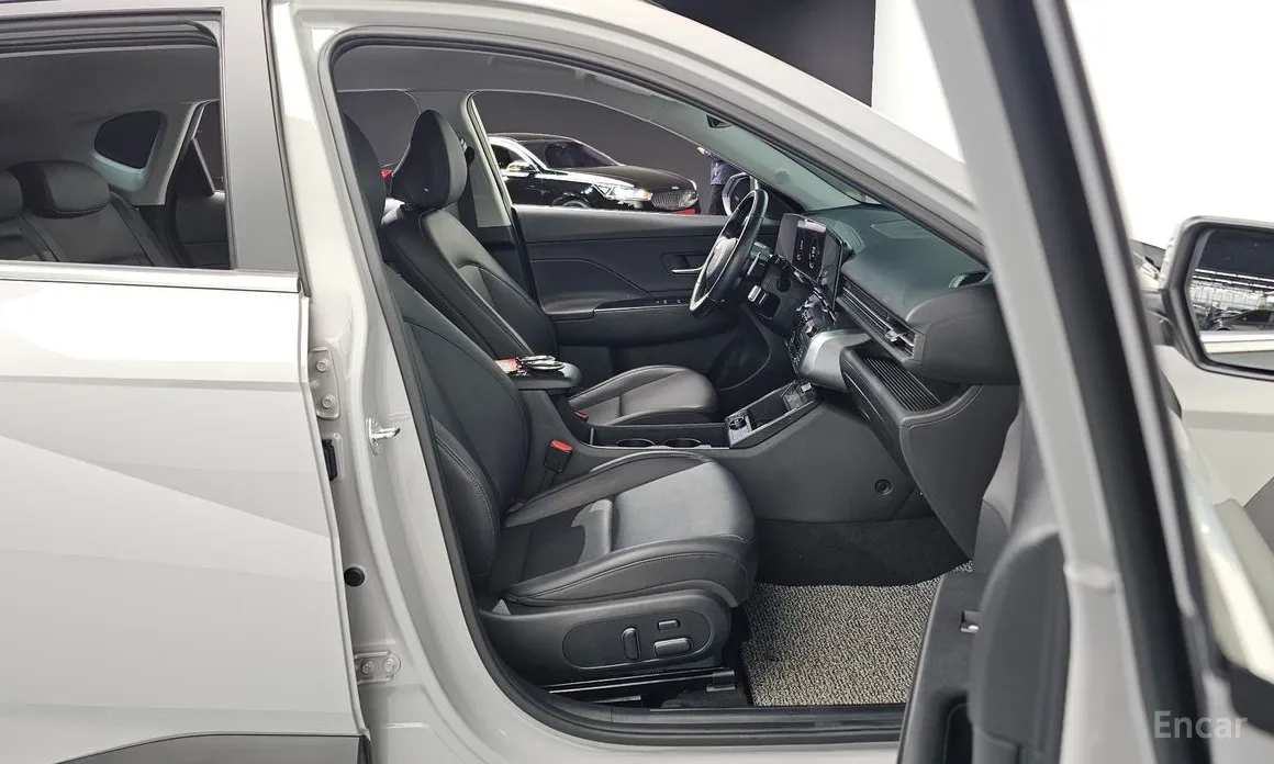 Фото 12 - Hyundai Kona