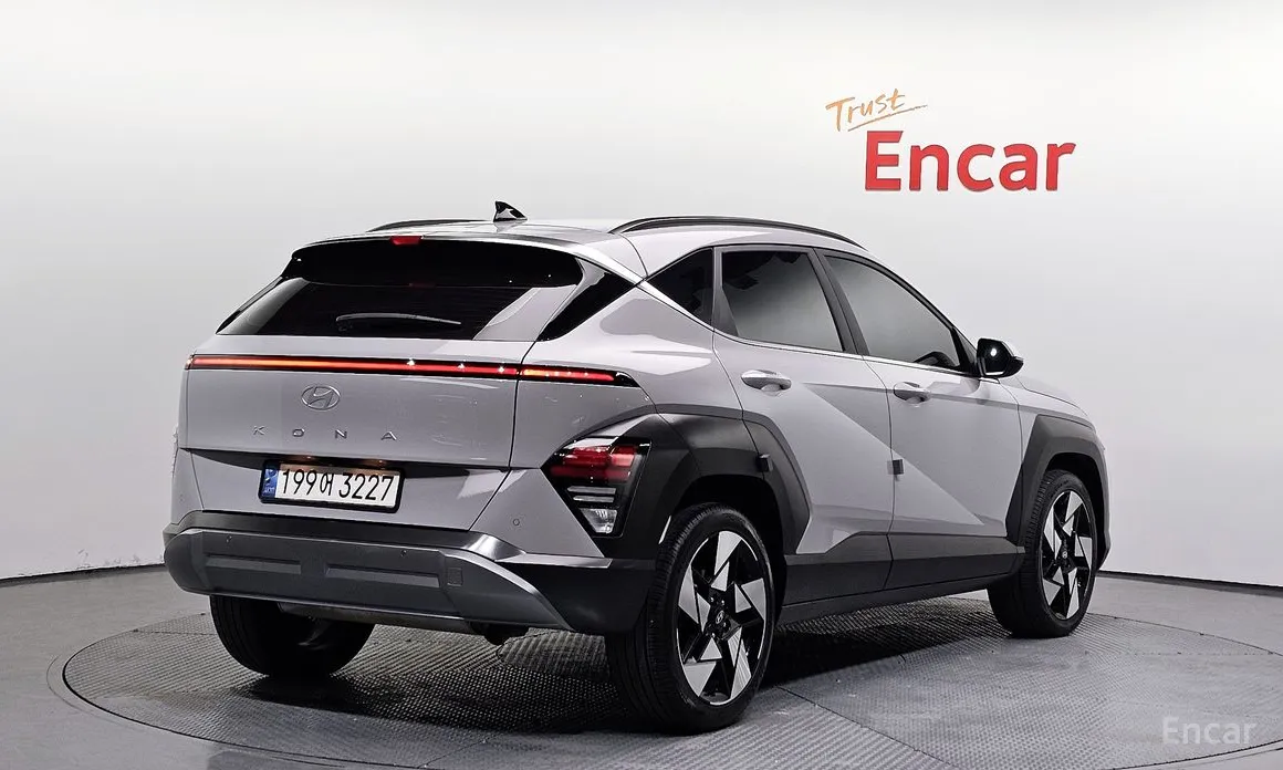 Фото 2 - Hyundai Kona