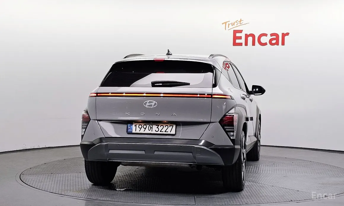 Фото 4 - Hyundai Kona