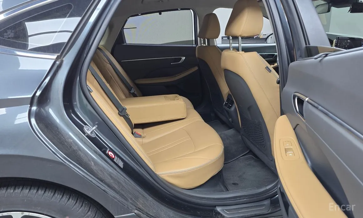 Фото 12 - Hyundai Sonata