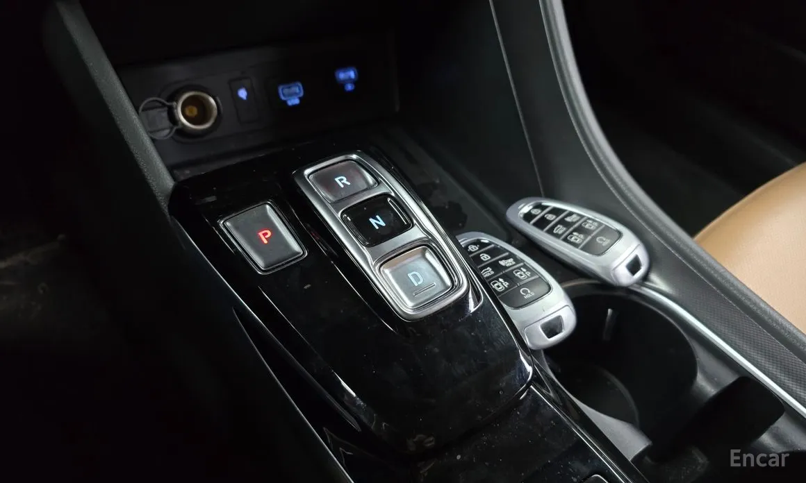 Фото 9 - Hyundai Sonata