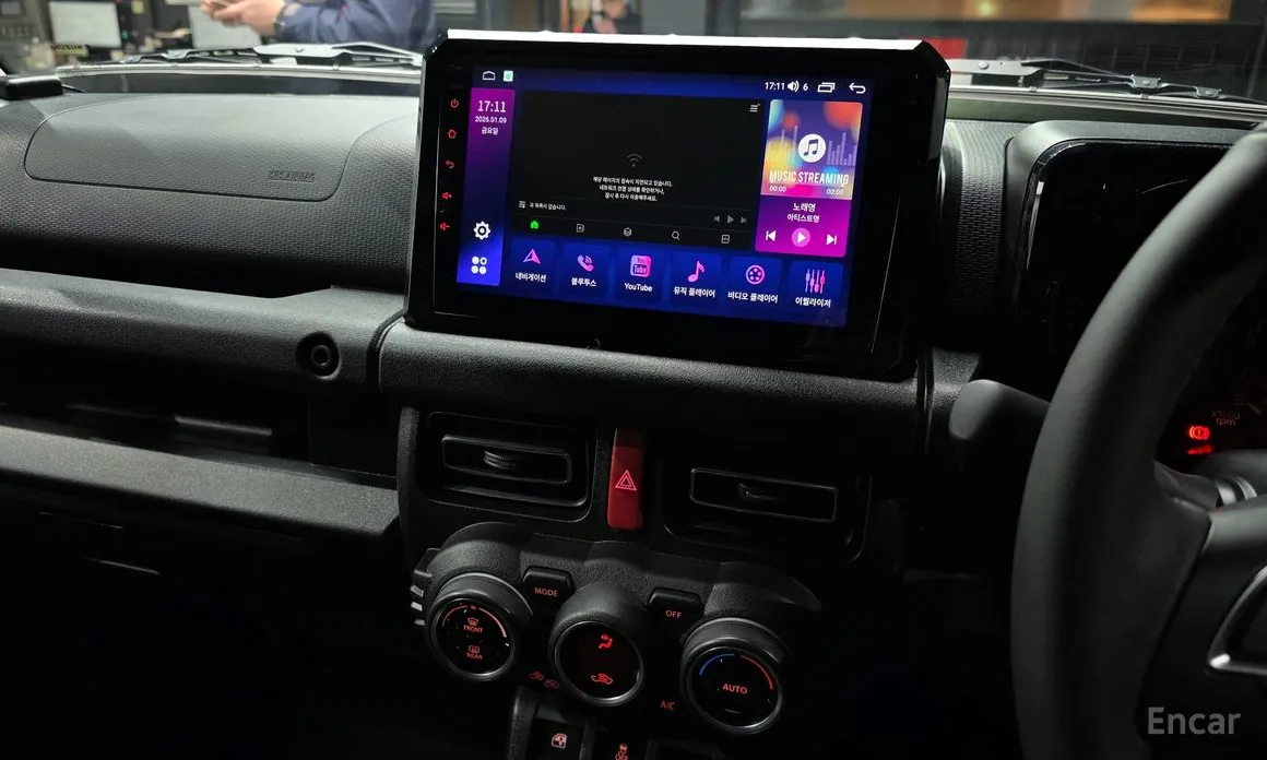 Фото 14 - Suzuki Jimny