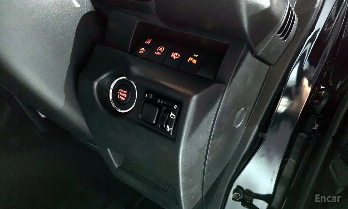 Фото 16 - Suzuki Jimny