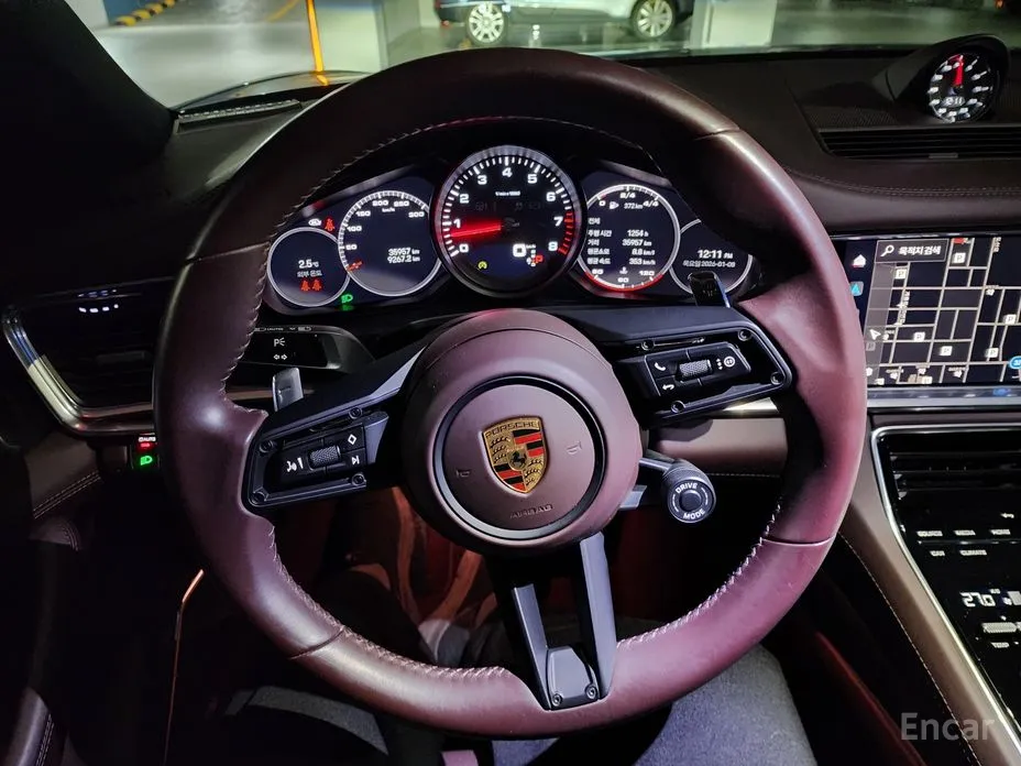 Фото 7 - Porsche Panamera