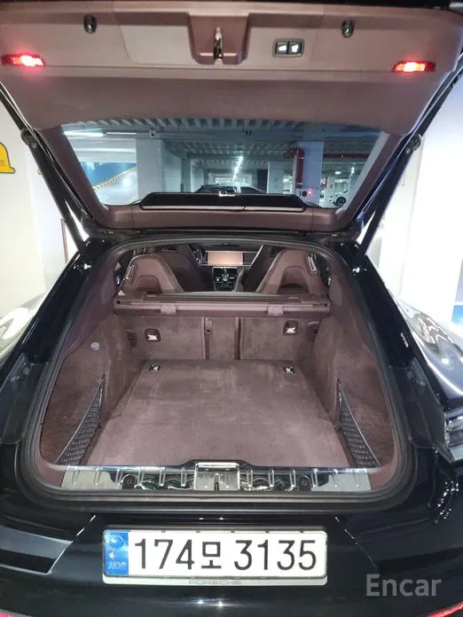 Фото 9 - Porsche Panamera