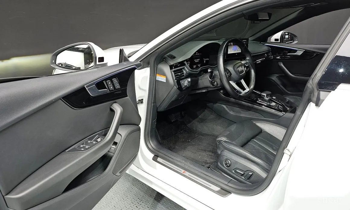 Фото 10 - Audi A5