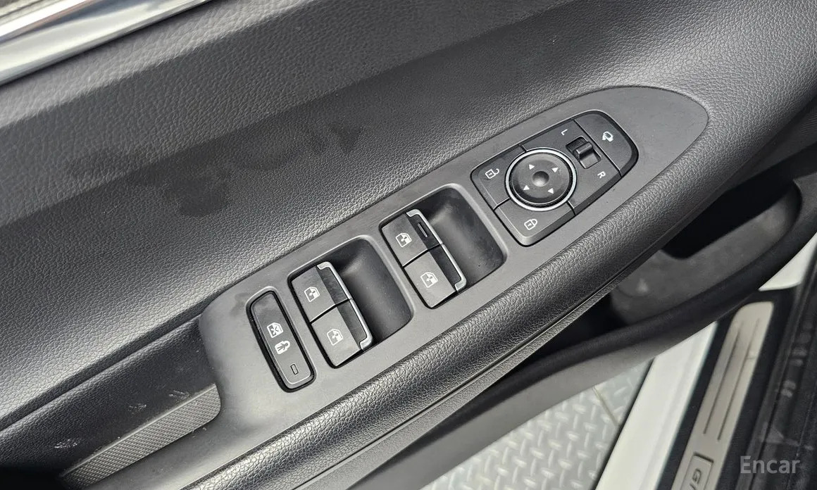 Фото 13 - Hyundai Grandeur