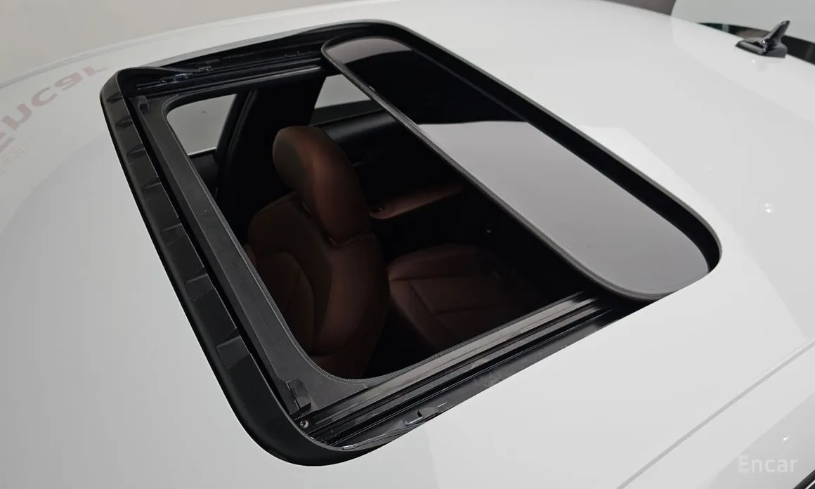 Фото 19 - Audi A4