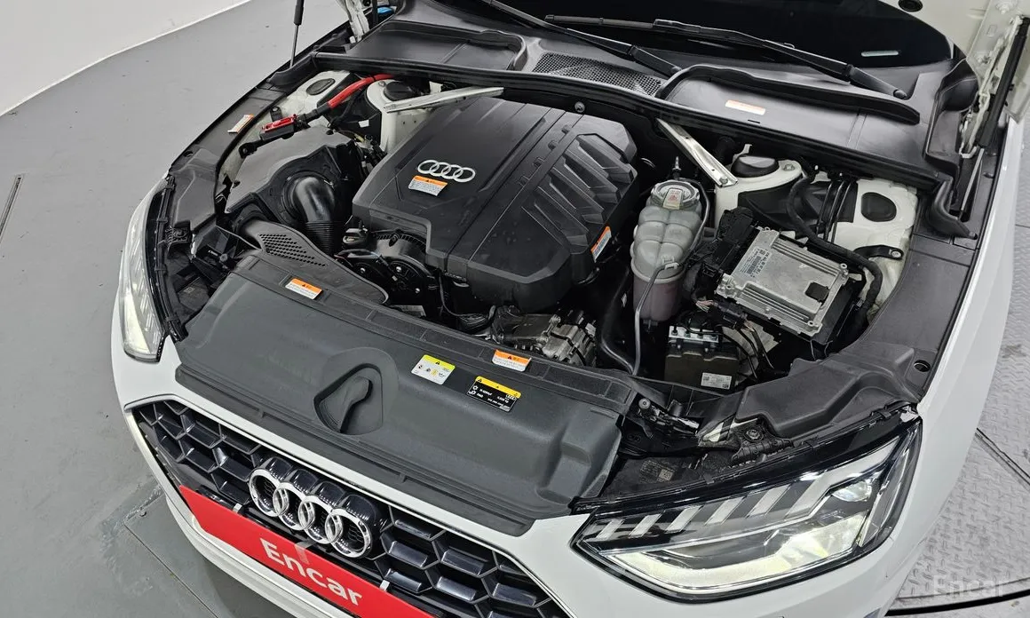 Фото 6 - Audi A4