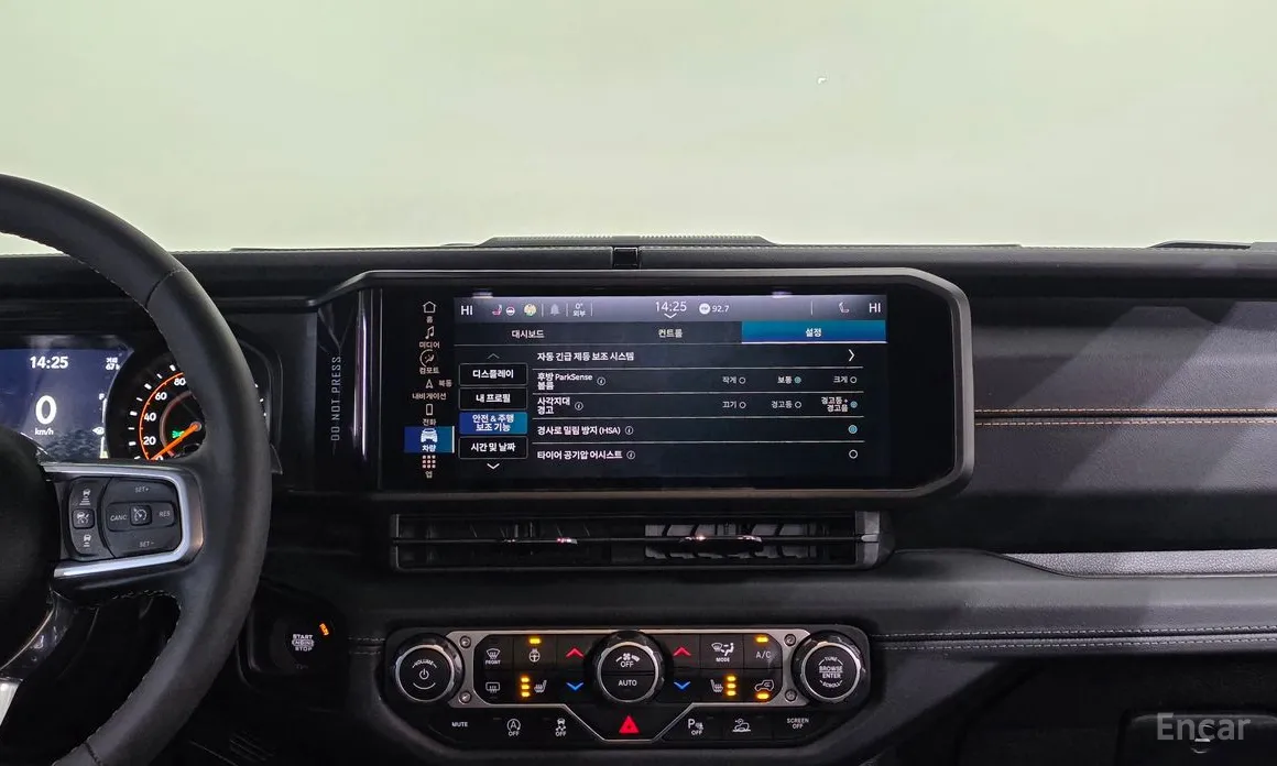 Фото 16 - Jeep Wrangler