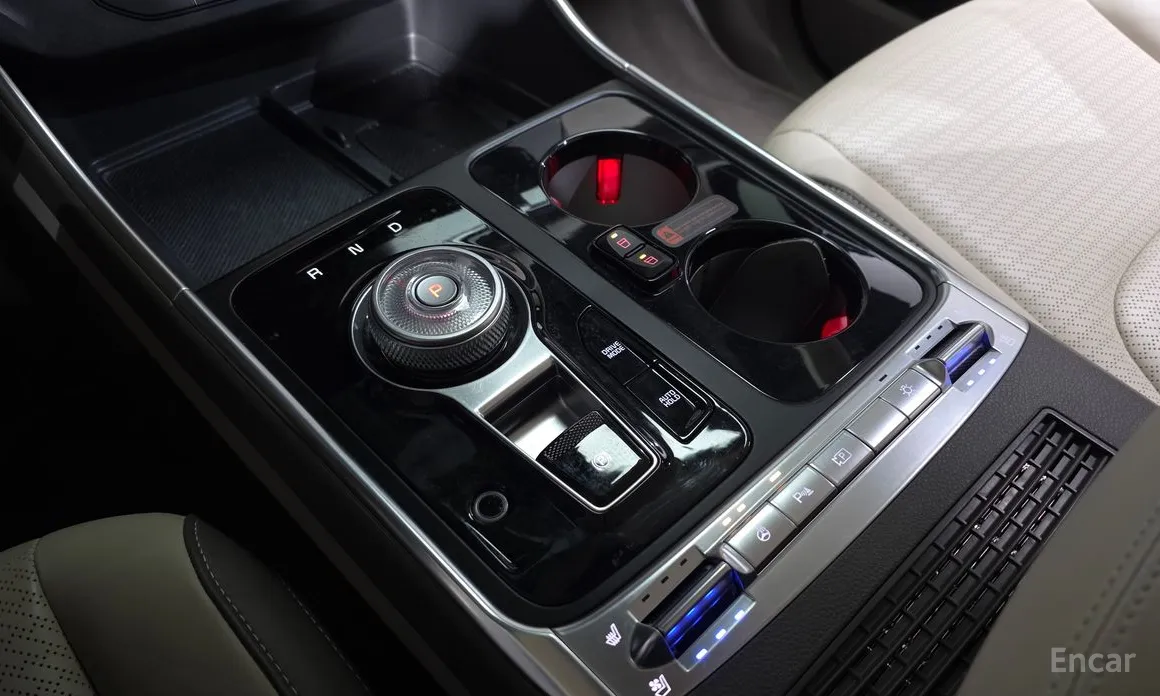 Фото 9 - Kia Carnival