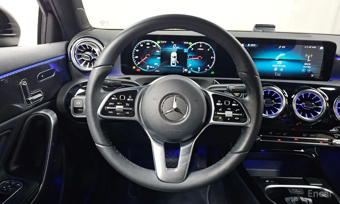 Фото 13 - Mercedes-Benz A-Class