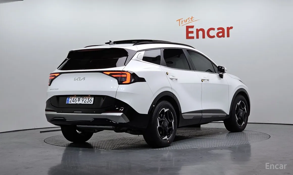 Фото 2 - Kia Sportage