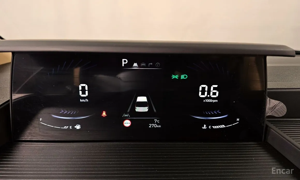 Фото 8 - Hyundai Staria