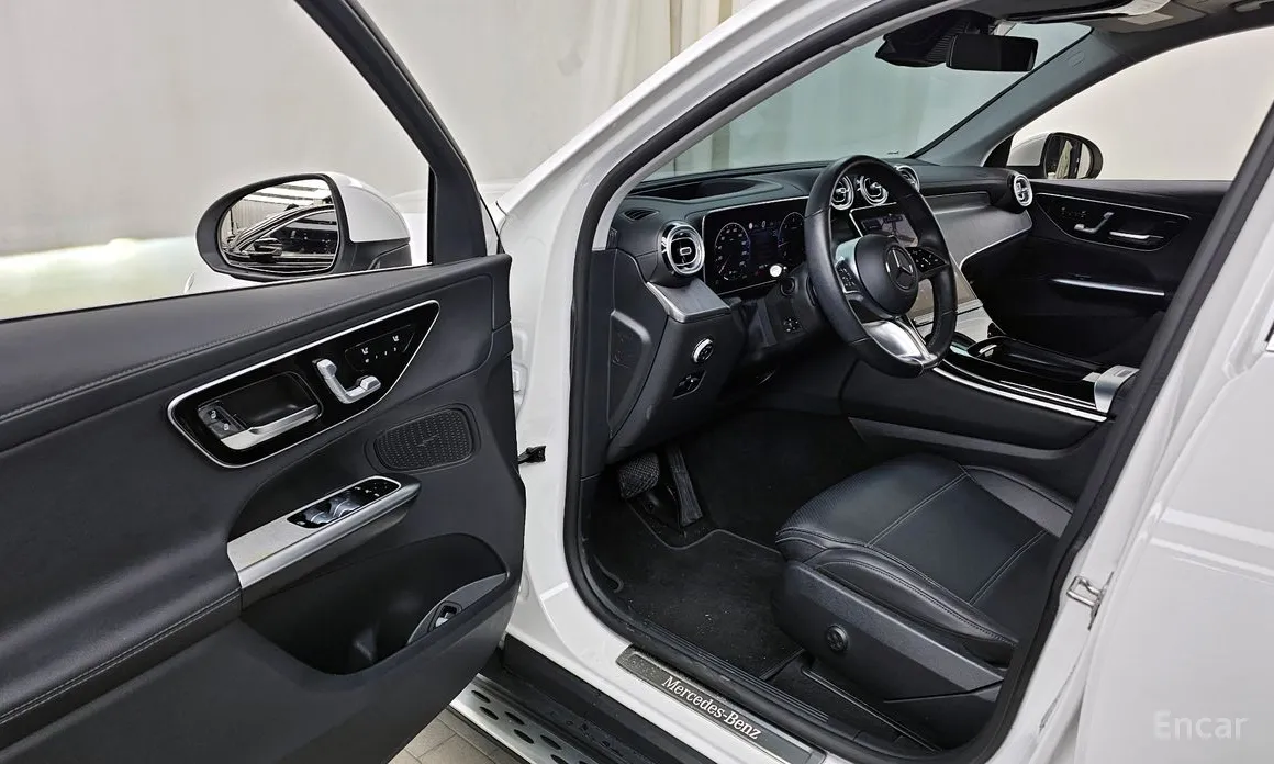 Фото 10 - Mercedes-Benz GLC-Class