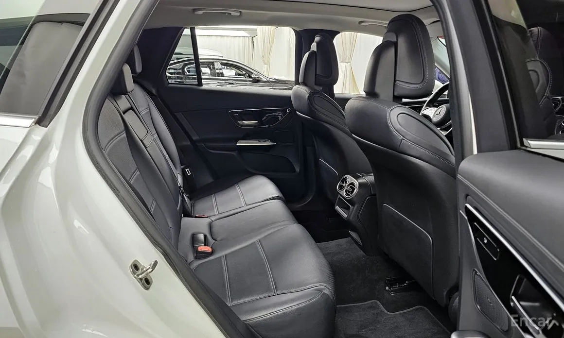 Фото 12 - Mercedes-Benz GLC-Class