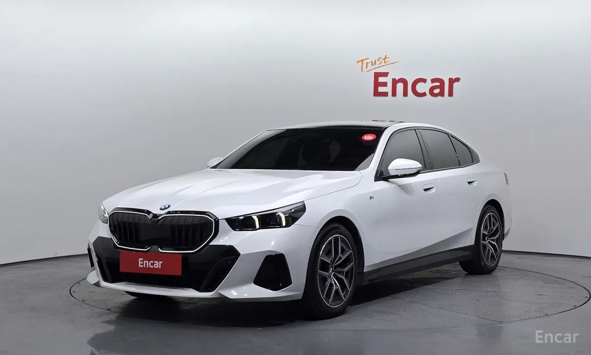 Photo 1 - BMW 5 Series