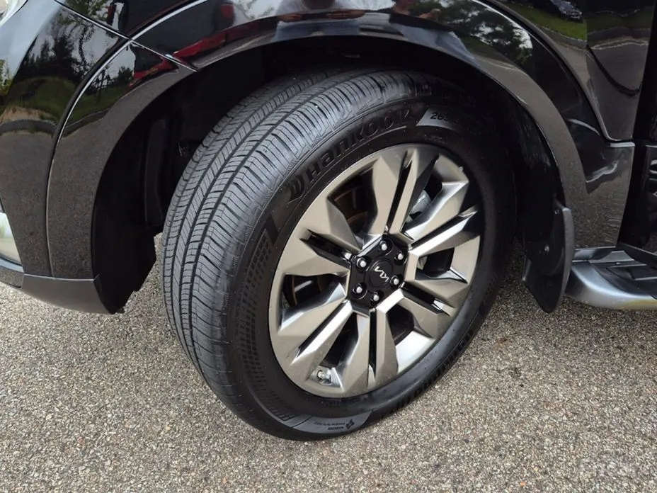 Фото 5 - Kia Mohave