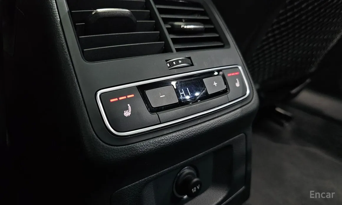 Фото 19 - Audi A4