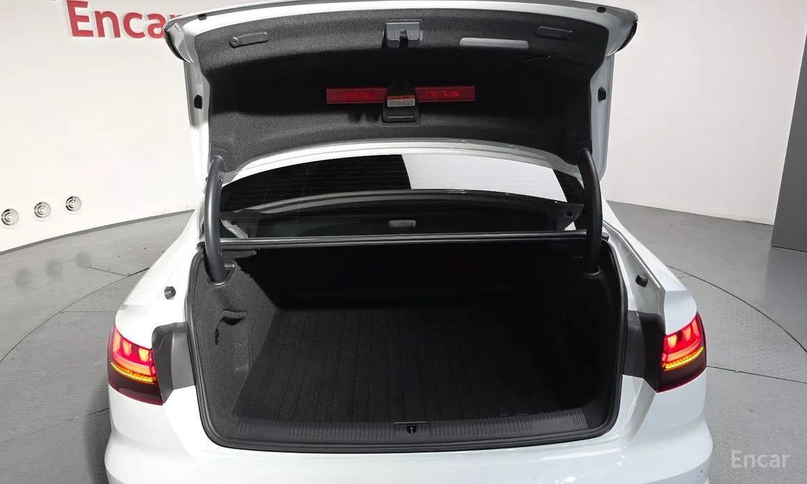 Фото 20 - Audi A4