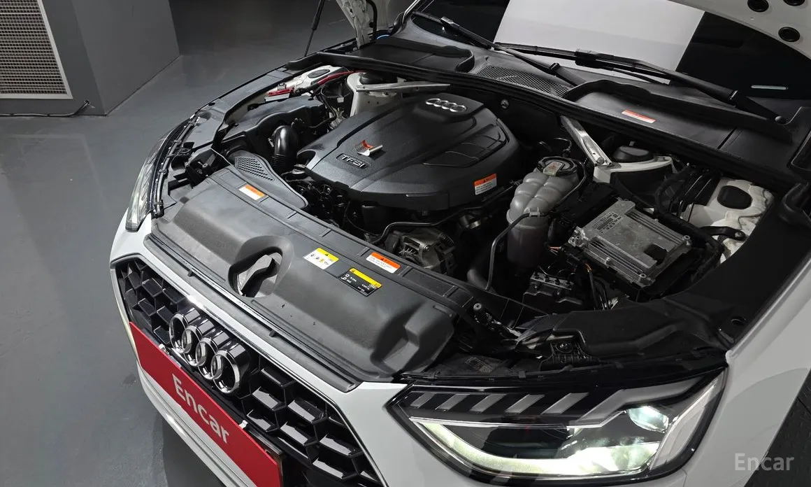 Фото 6 - Audi A4