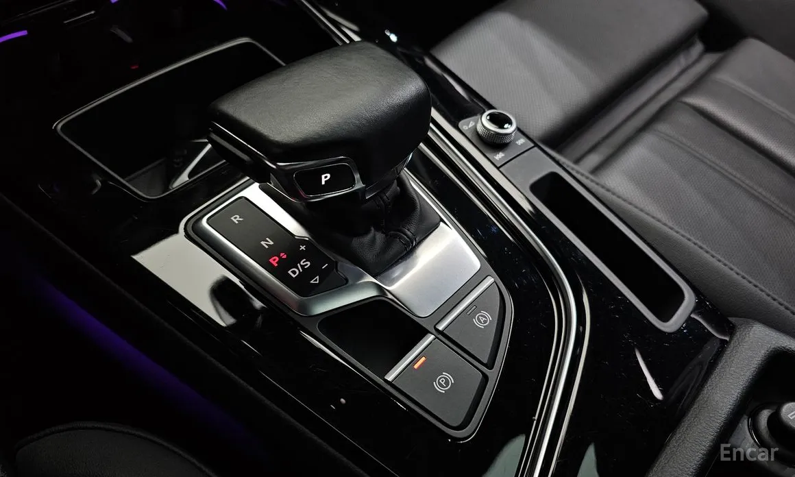 Фото 9 - Audi A4