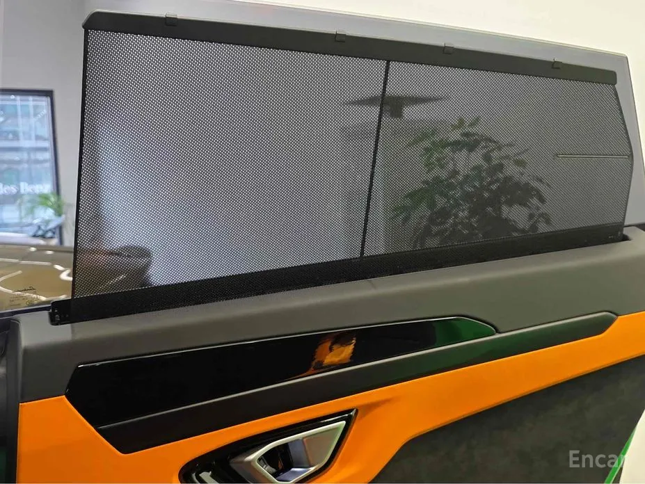 Фото 17 - Lamborghini Urus