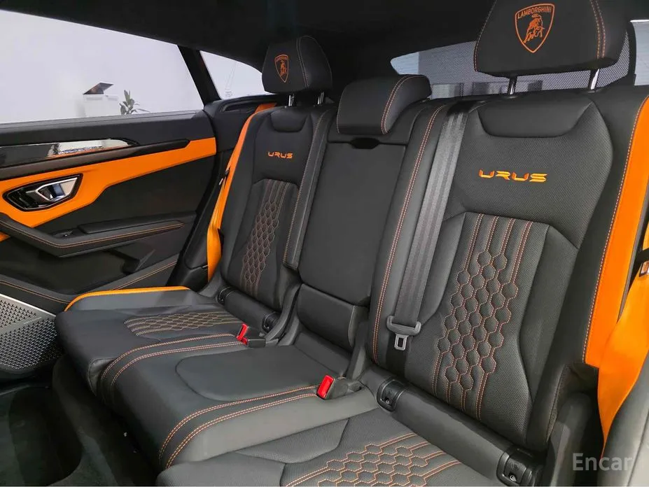 Фото 9 - Lamborghini Urus